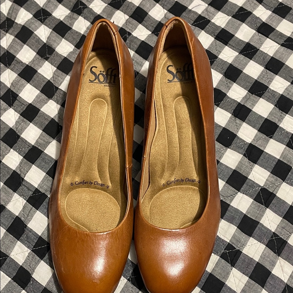 Sofft Women's Tan Leather Heels